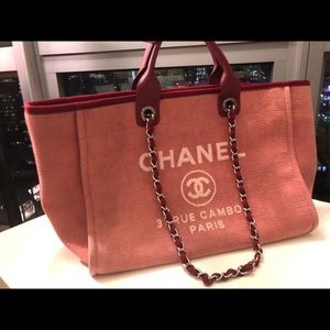 Chanel tote. Authentic
